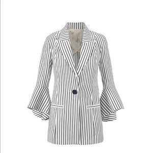 CAbi Bell Jacket 5295 Spring 2018 Size 8 NWT RV $169